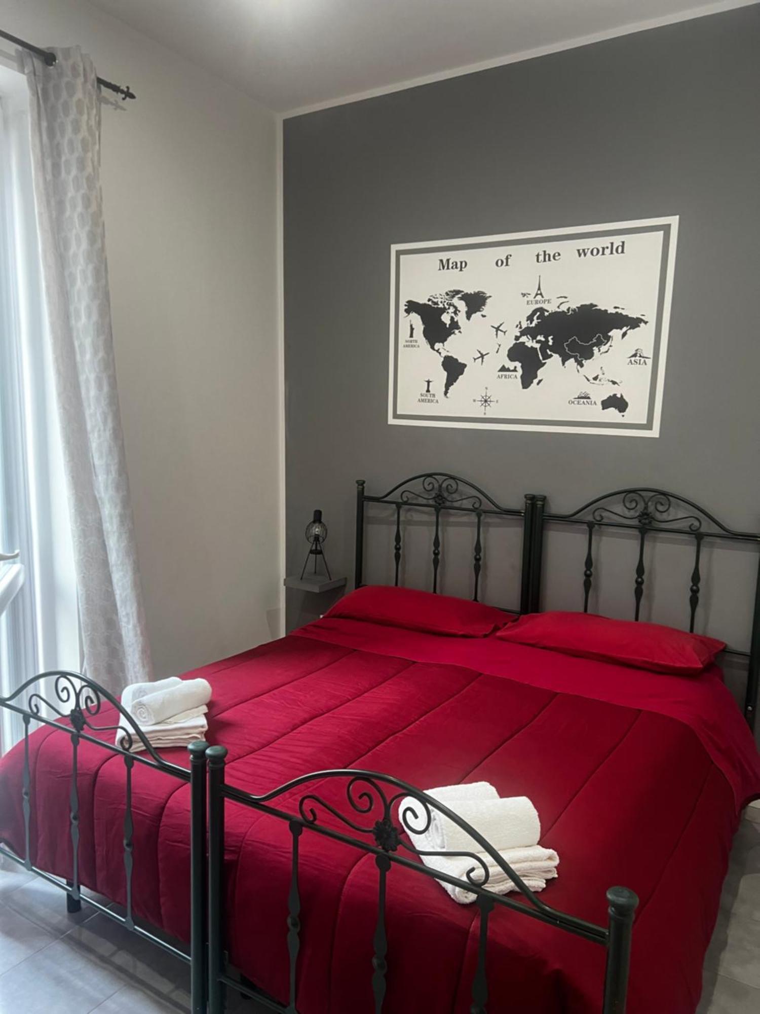 Maqueda Vibes Apartment Palermo Bagian luar foto
