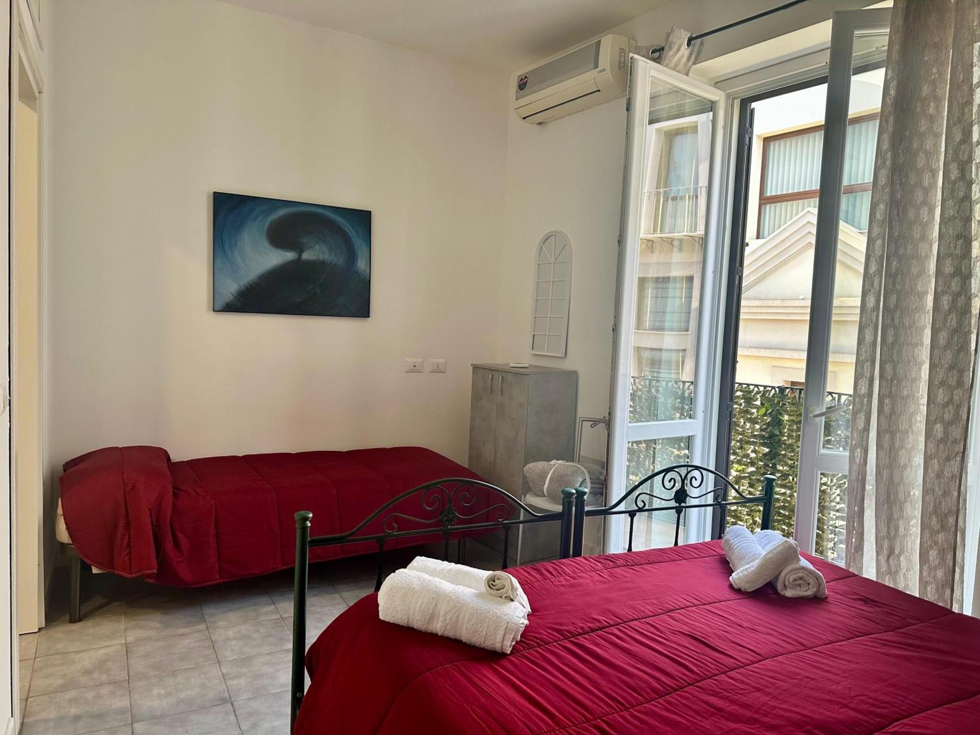 Maqueda Vibes Apartment Palermo Bagian luar foto